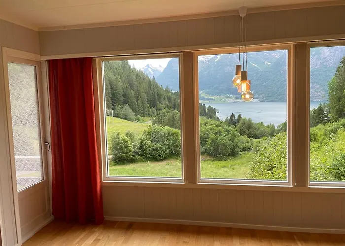 Дом отдыха Tunold Gard - Olahuset Oppstryn